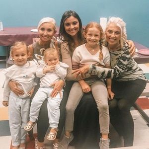 Meet your Posher, Lisa